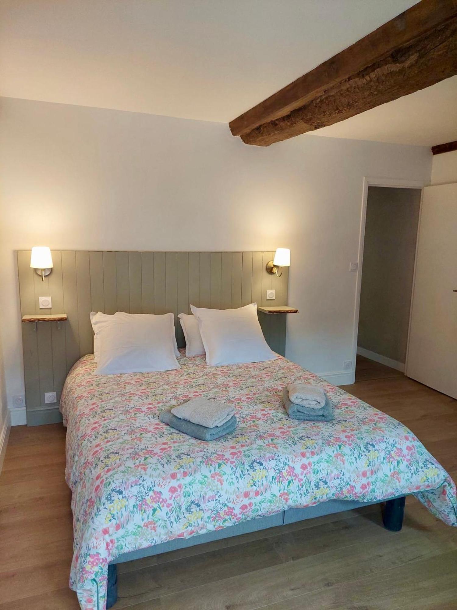 Maison 2 Chambres Avec Espace Exterieur Prive Et Petit-Dejeuner En Supplement - Fait-Maison Et Produits Locaux Vierville-sur-Mer Exterior foto